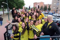 Els equips de futbol femení i benjamí de Pardinyes celebren l’ascens de categoria