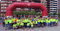 Gairebé un centenar de patinadors a la patinada popular